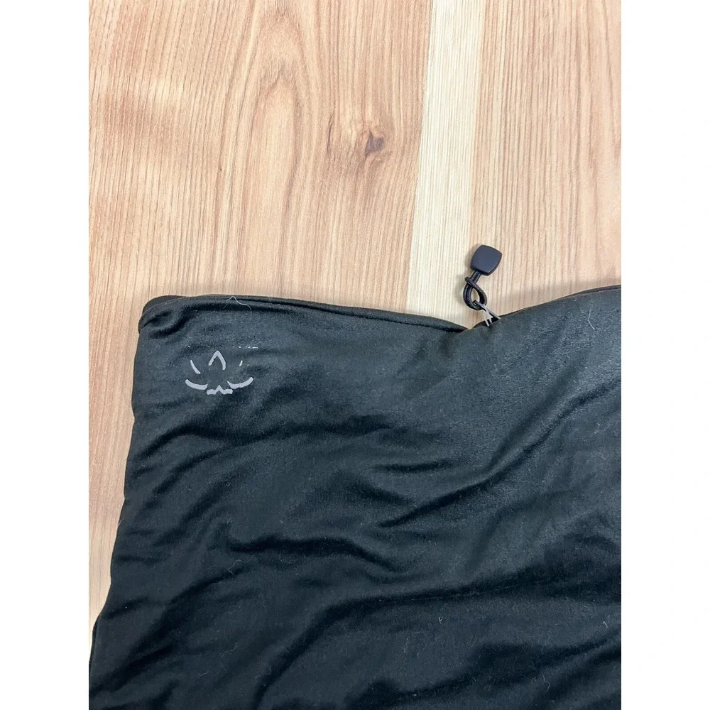 Beyond Yoga Womens Hidden Pocket Infinity Scarf Black One Size Lightweight NWT‎